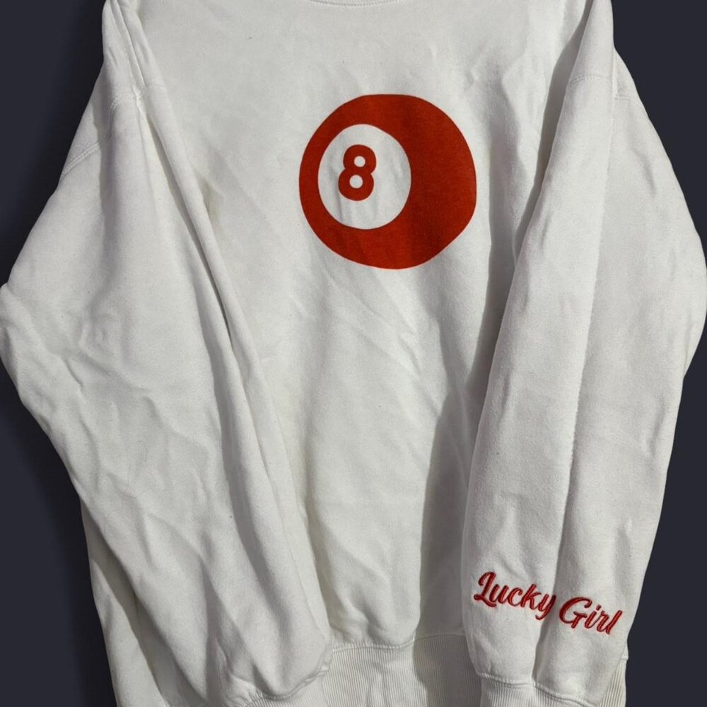 oversized sweatshirt